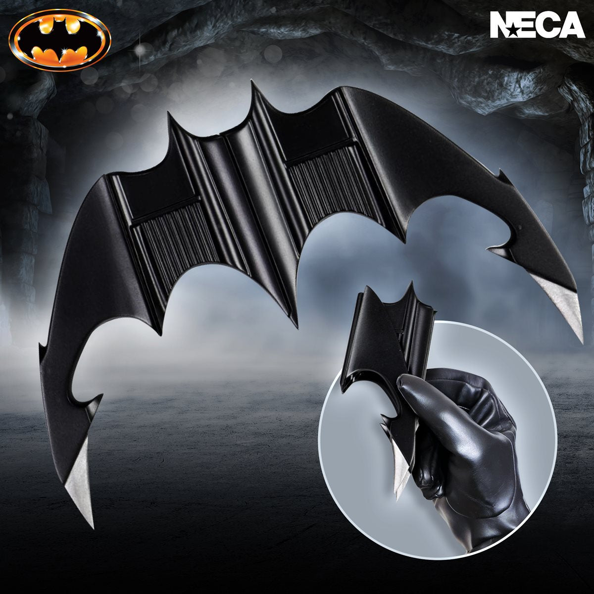 Batman deals batarang toy